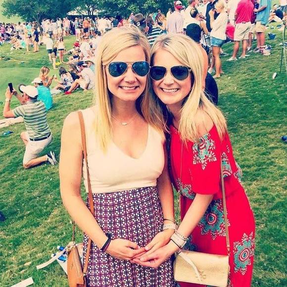 Meet your Posher, Holly - Picture 1 of 1